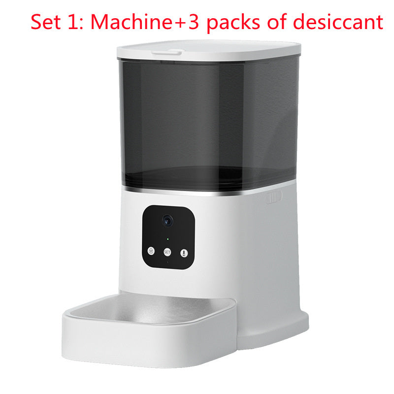 SmartFeed Pro™ food hopper detail — holds up to 6L dry food for weeks of automated feeding